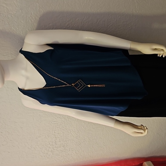 3/$30 FIRST LOVE Blue Necklace Assymetric V-Neck Sleeveless Camisole Slip Blouse - Picture 4 of 9